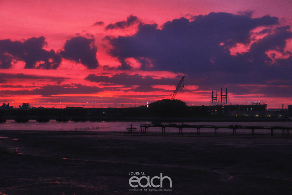 아침을 맞이하는 서해대교 - 박미애 사진가