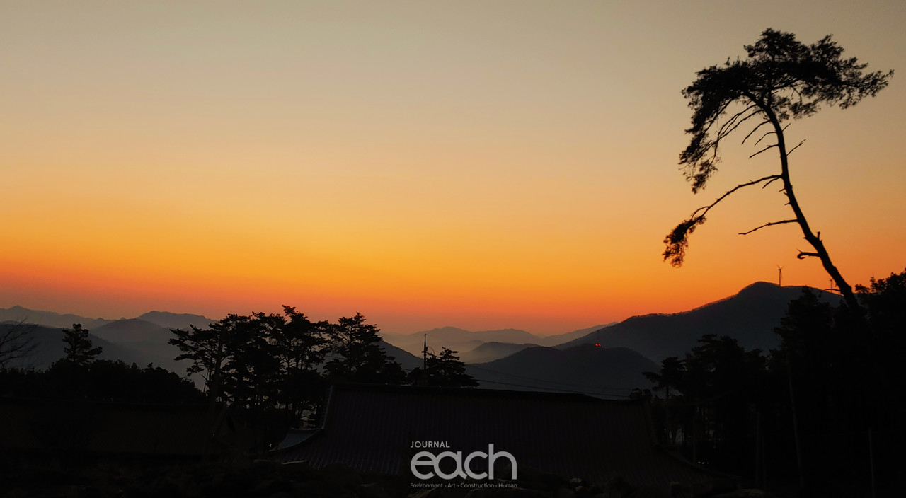 해가 올라오기 전의 여명이 아름답다