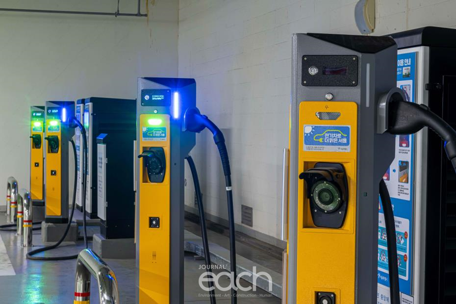 전기차 충전소(강남구 공영주차장) (자료제공 : 서울특별시)