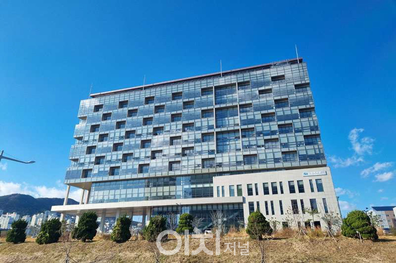 혁신융합캠퍼스가 조성될 한국해양대학교 산학허브관 (자료제공 : 부산시)