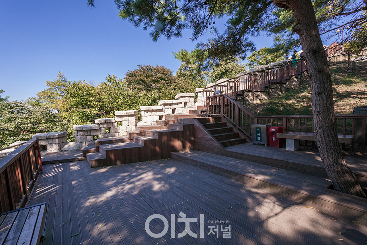 돌고래쉼터 / 한양도성 제공