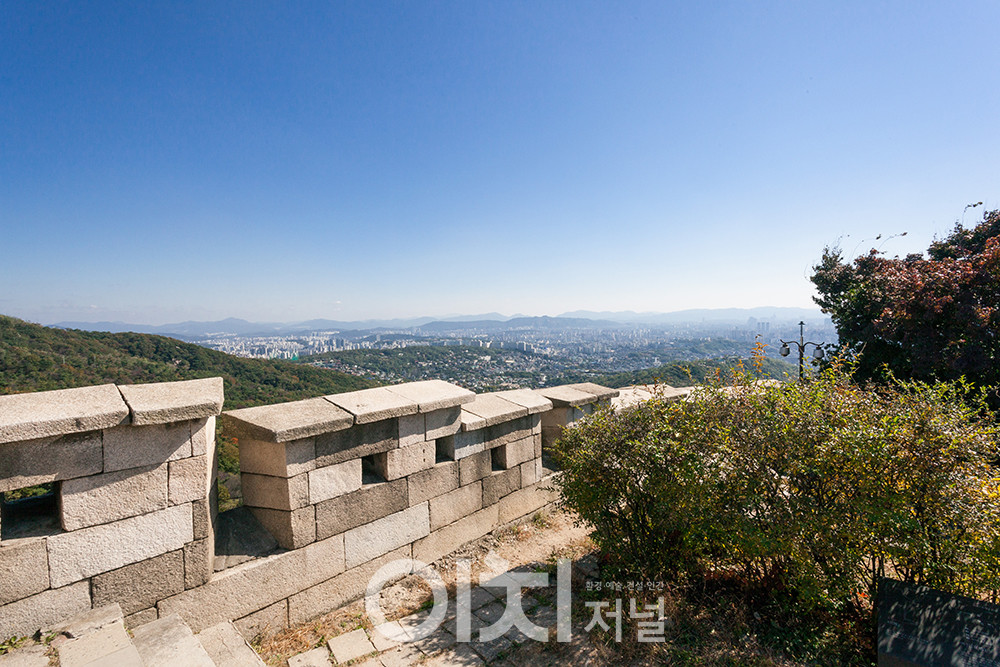 숙정문 부근의 한양도성 / 서울한양도성 제공