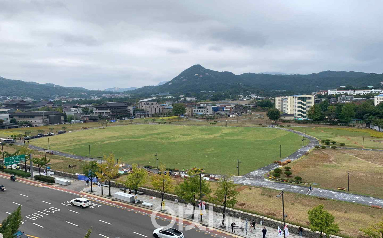 열린송현녹지공간 임시개방 전경 (자료제공 : 서울시)