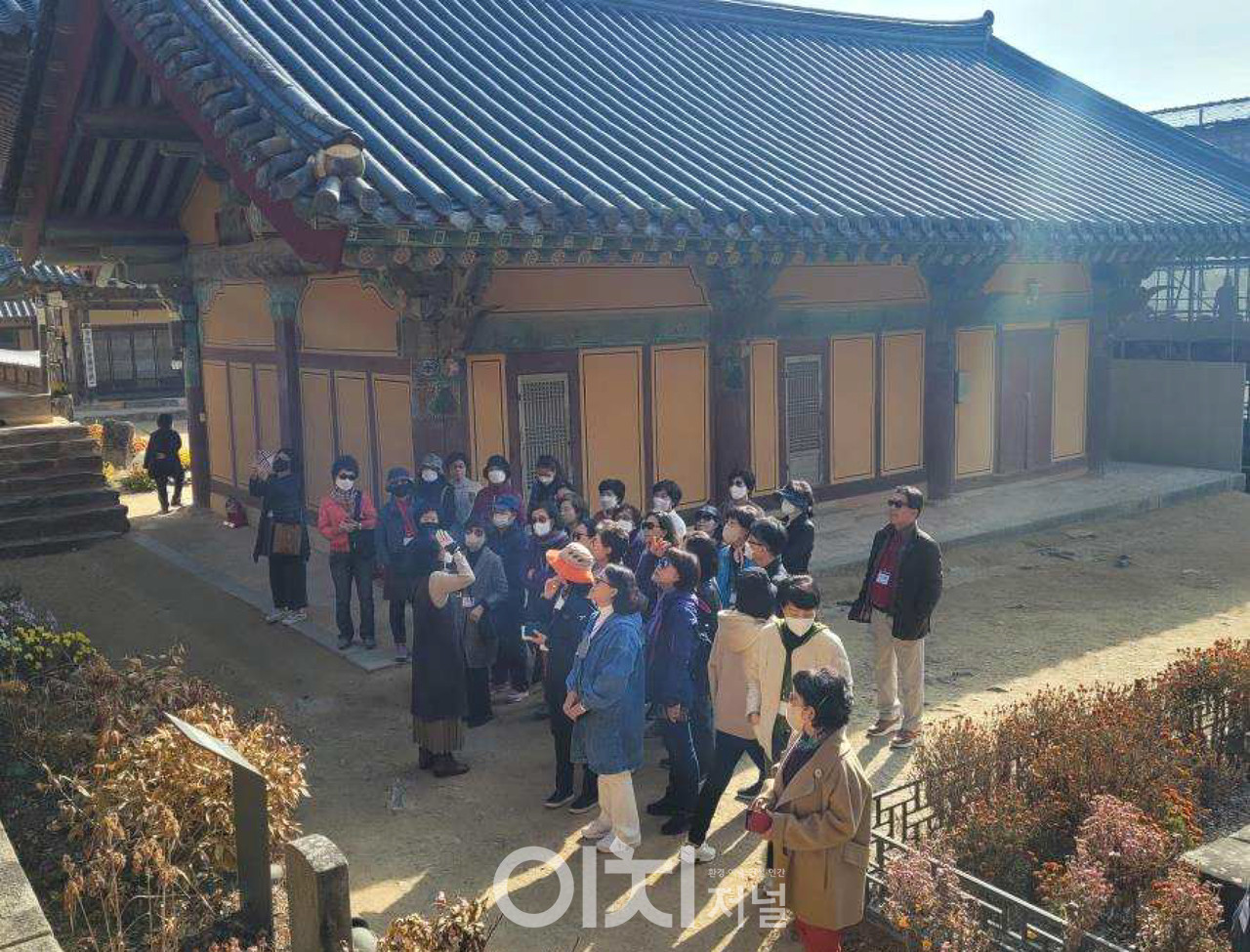 2022년 자원봉사자 답사 프로그램 현장(안동 봉정사) (자료제공 : 부산박물관)