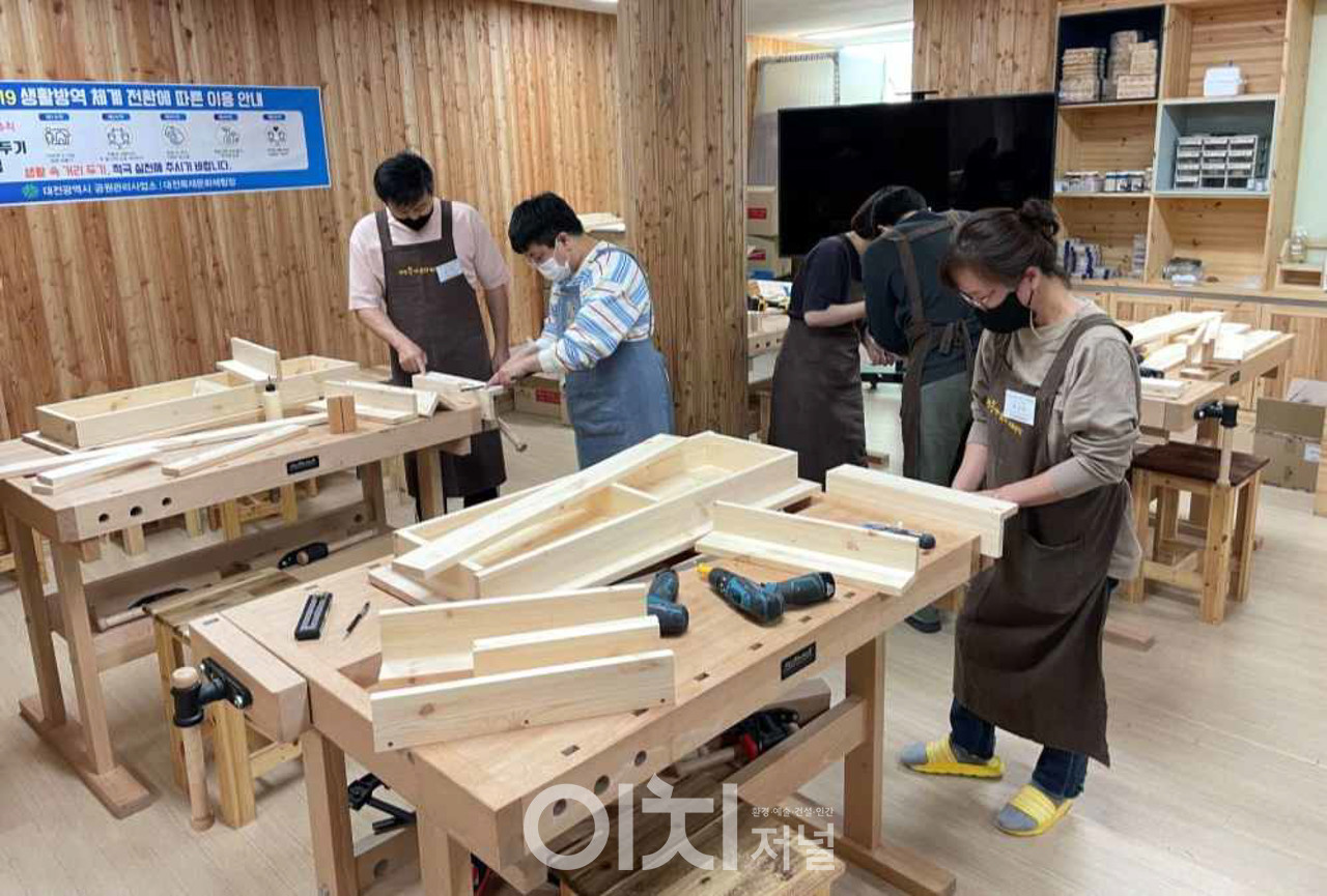 2022 목재교육 프로그램 현장 (자료제공 : 대전시)