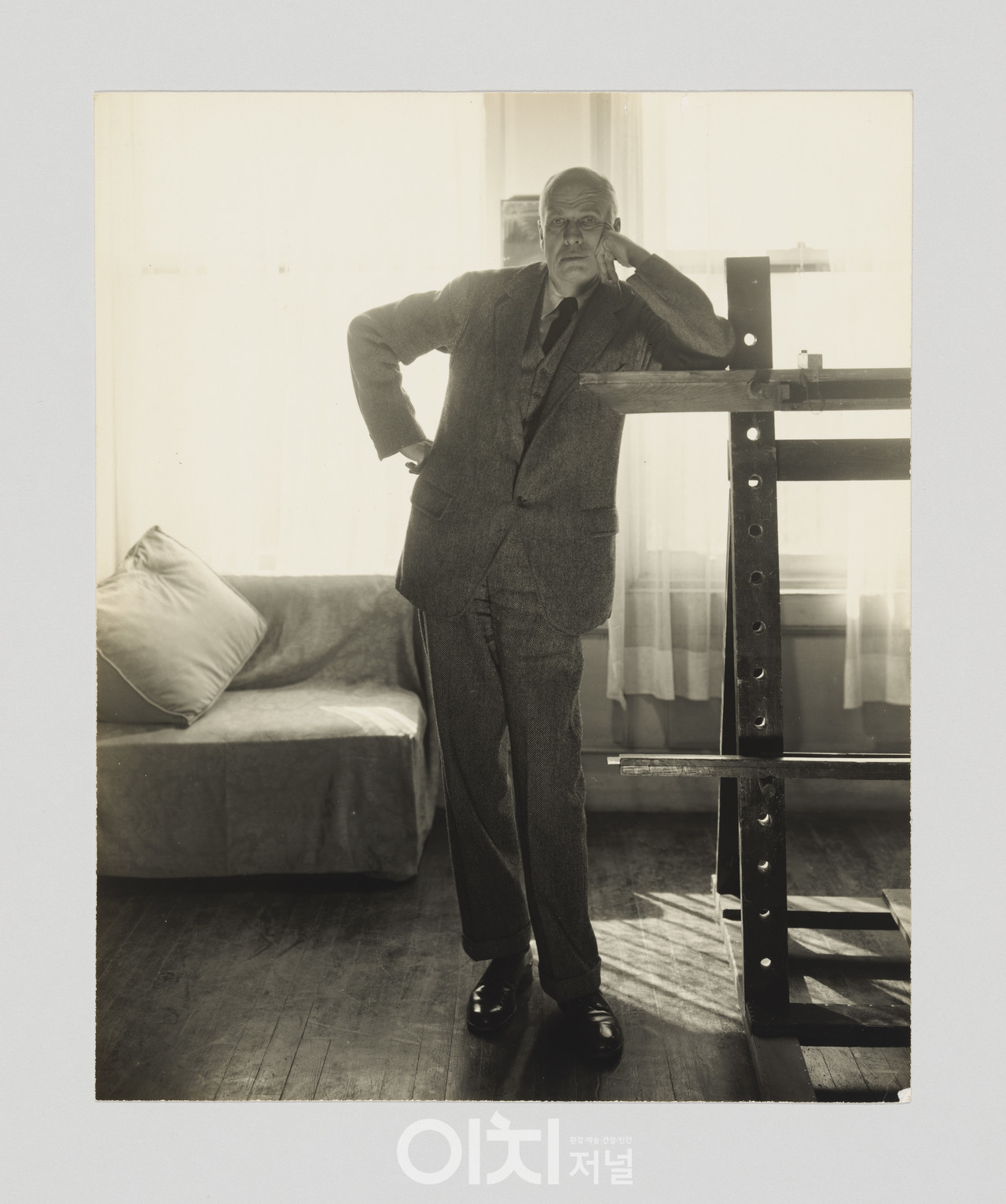 스튜디오의 에드워드 호퍼, 1950, 사진: 조지 플랫 라인스