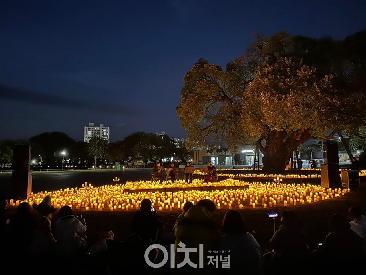 성밖숲 내 수천개의 LED 촛불과 함께 펼쳐진 야간 키즈 클래식 콘서트 / 성주군 제공