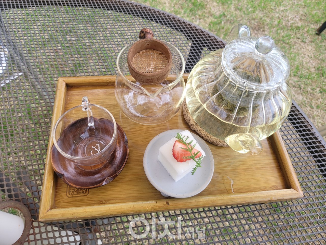 왕국다원의 녹차