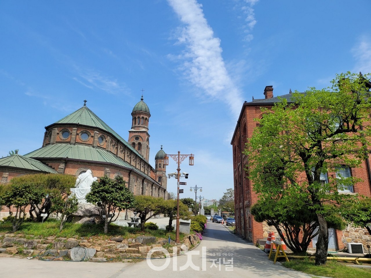 전동성당의 뒷모습