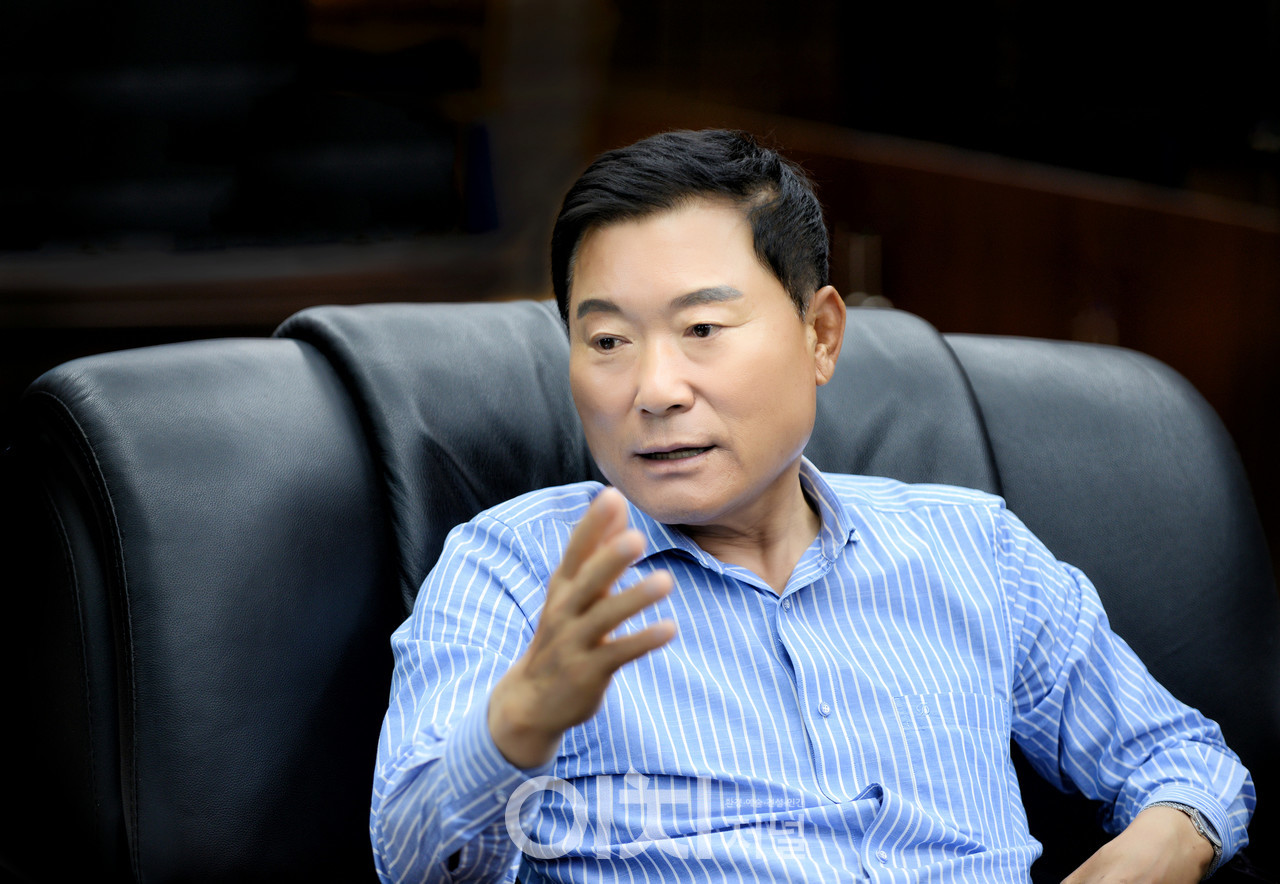 성환산업 박유성 회장 (촬영 : 박미애 사진작가)