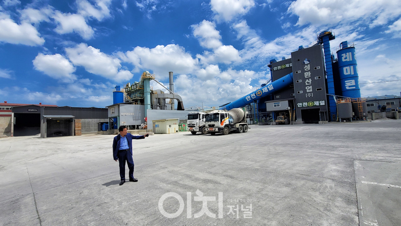 사업을 일으키는 것도 쉽지 않지만, 이미 이룩해 놓은 사업을 지켜 간다는 것은 그 이상 어렵다.