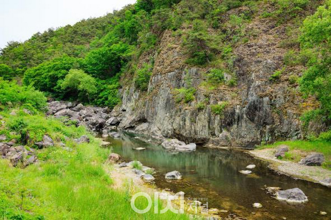 [의성 국가지질공원] 빙계계곡 전경