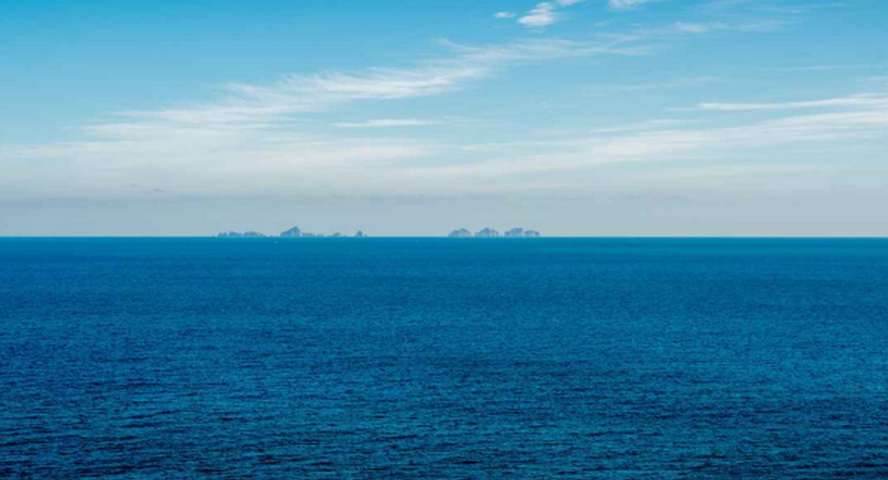 관백정에서 바라본 여수 상백도, 하백도